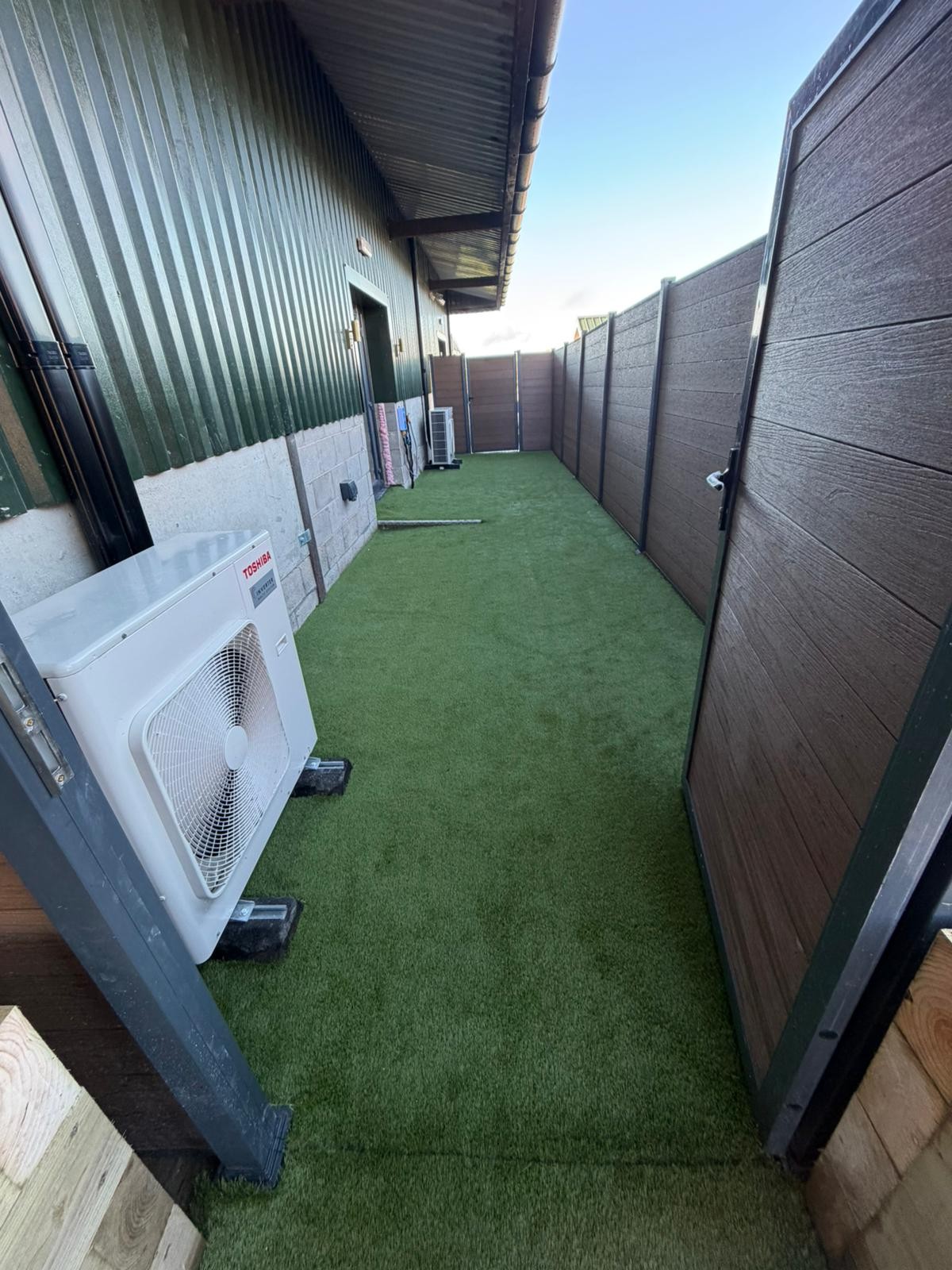 Piranha Composite Fencing – view 6