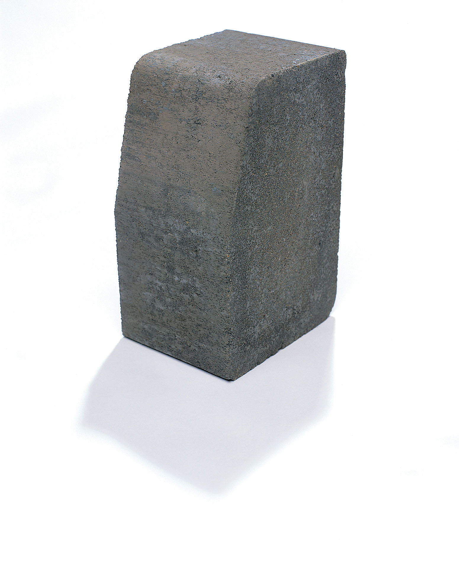 Plasmor Low H/Batt Kerb Ext Charcoal Angle