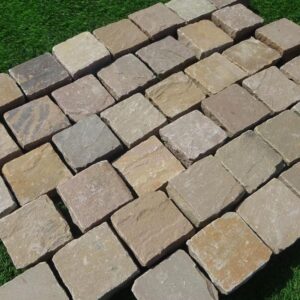 RAJ GREEN INDIAN SANDSTONE COBBLES 100 x 100 x 50/60mm & 200 x 100 x 20/30mm