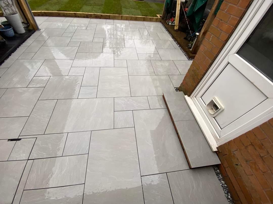 20mm Kandla Grey Porcelain Patio Pack 21.06m2 – view 3