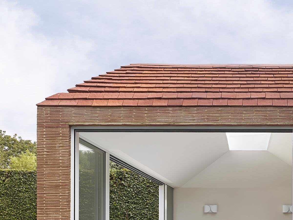Creasing Tile Blue – view 5
