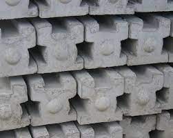 Concrete 3 Way Slotted Fence Post – view 2